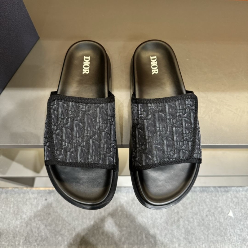 ch**an D*or slippers